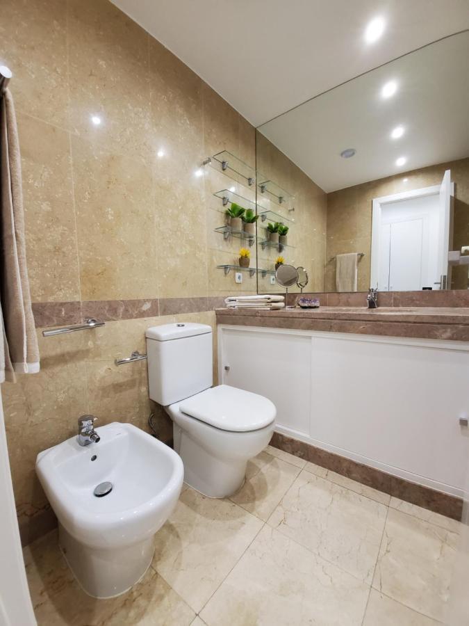 Lisbon Twin Towers Apartment Bagian luar foto