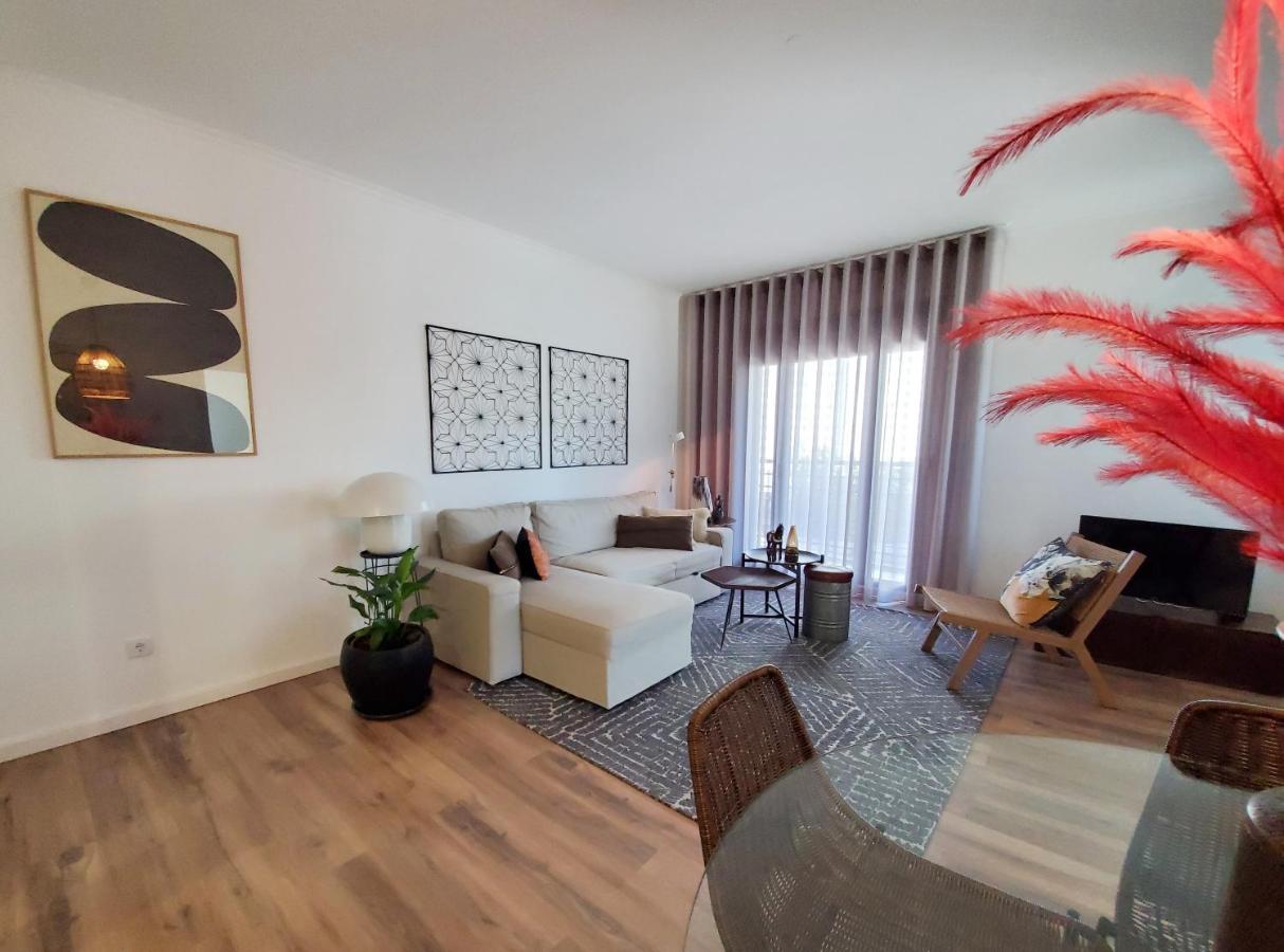 Lisbon Twin Towers Apartment Bagian luar foto
