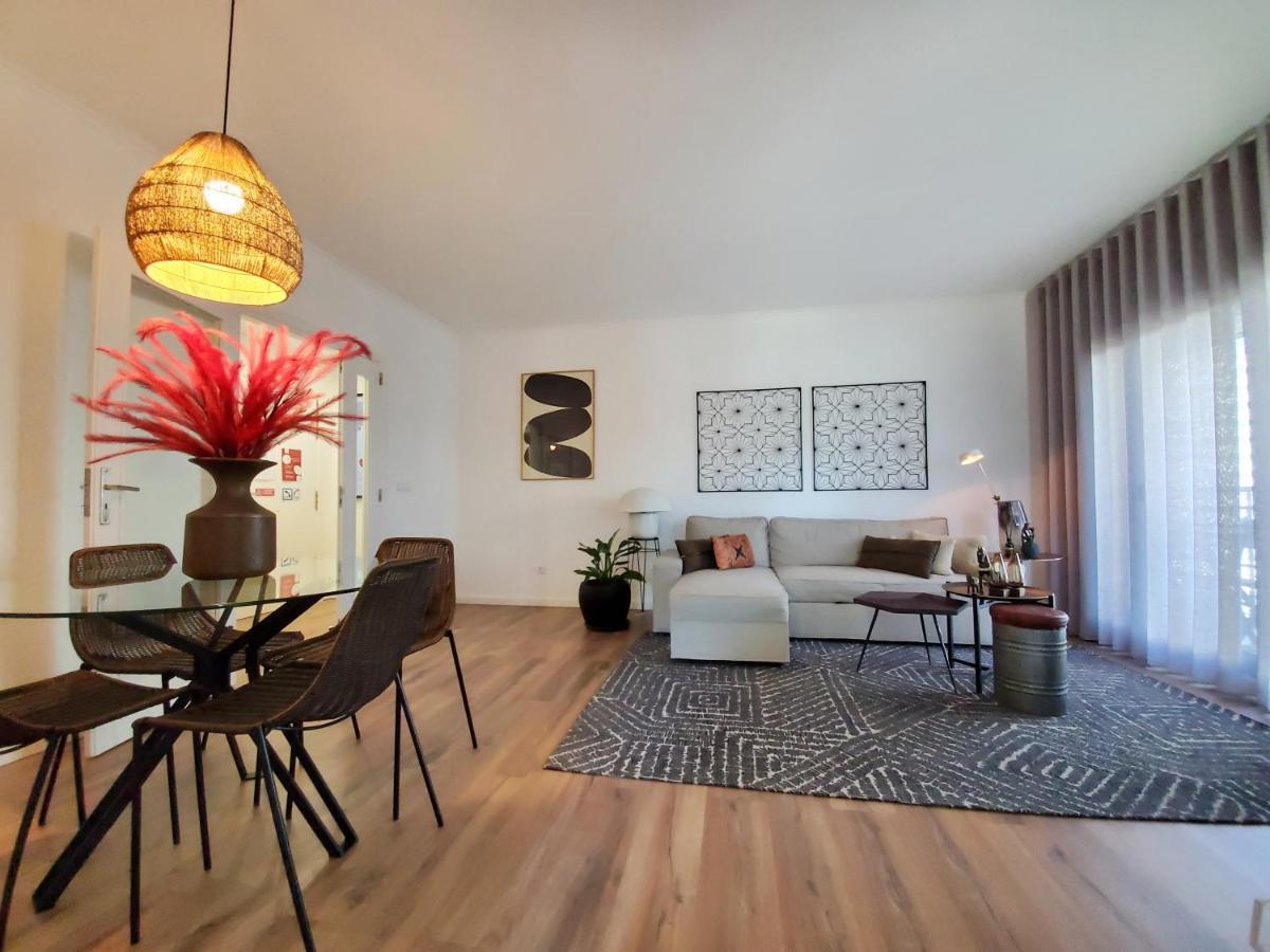 Lisbon Twin Towers Apartment Bagian luar foto